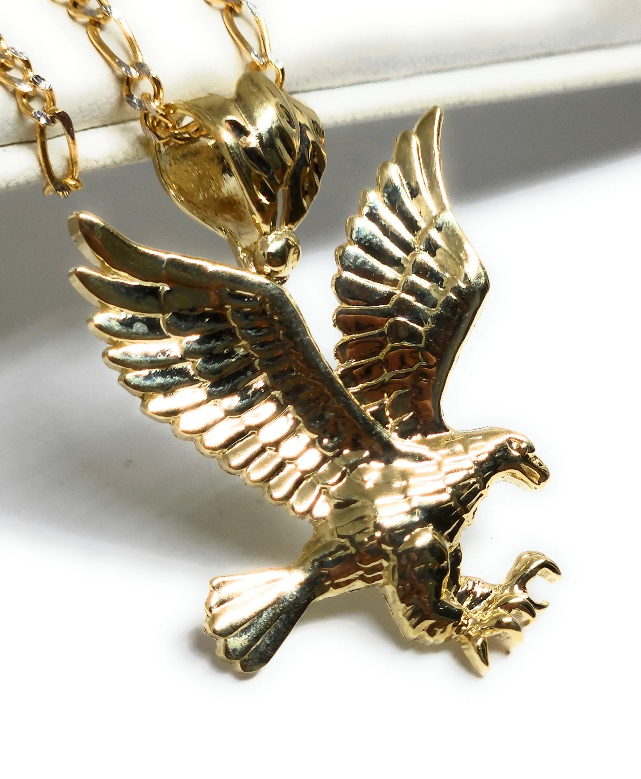 10k Solid Gold YELLOW EAGLE AGUILA Pendant Necklace