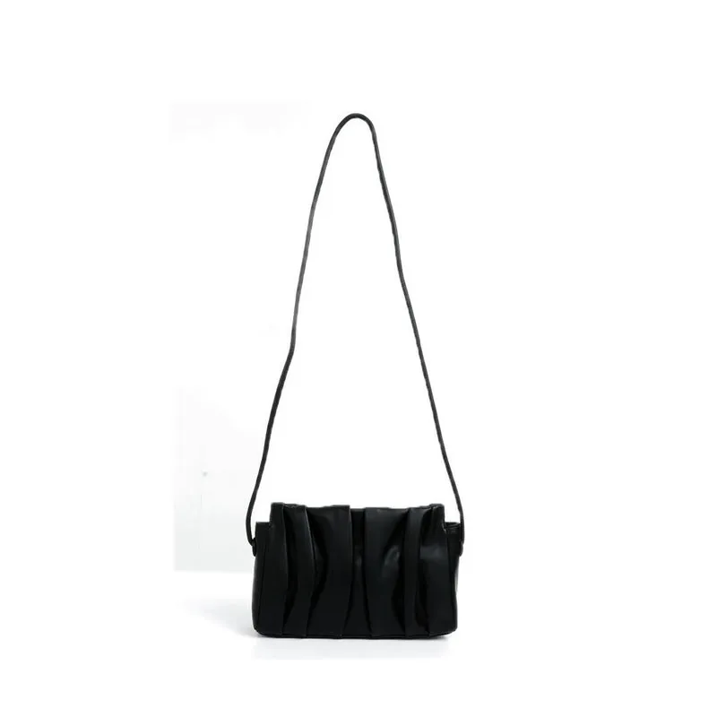 886800005 Shoulder Bags - Black