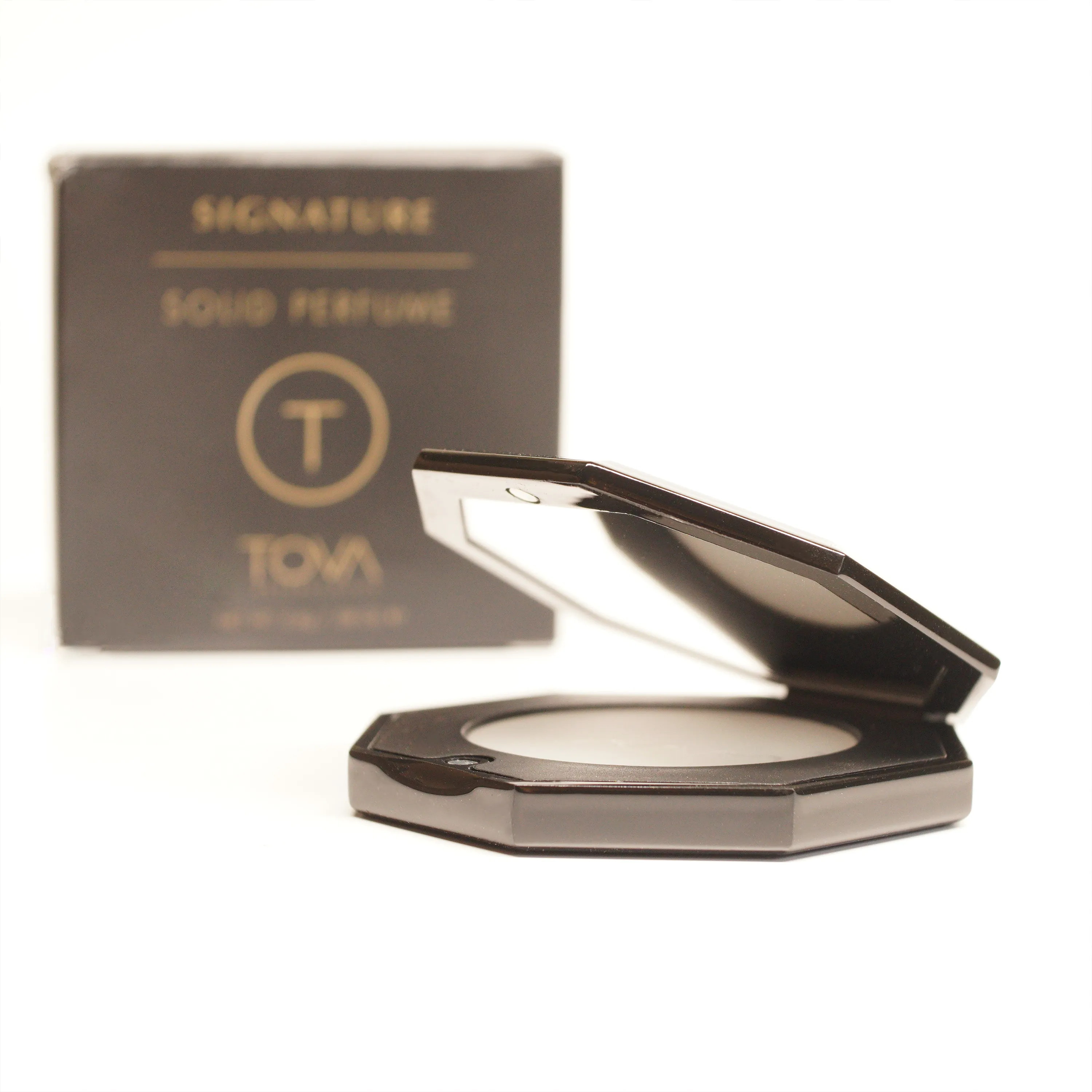 Signature Solid Perfume Compact