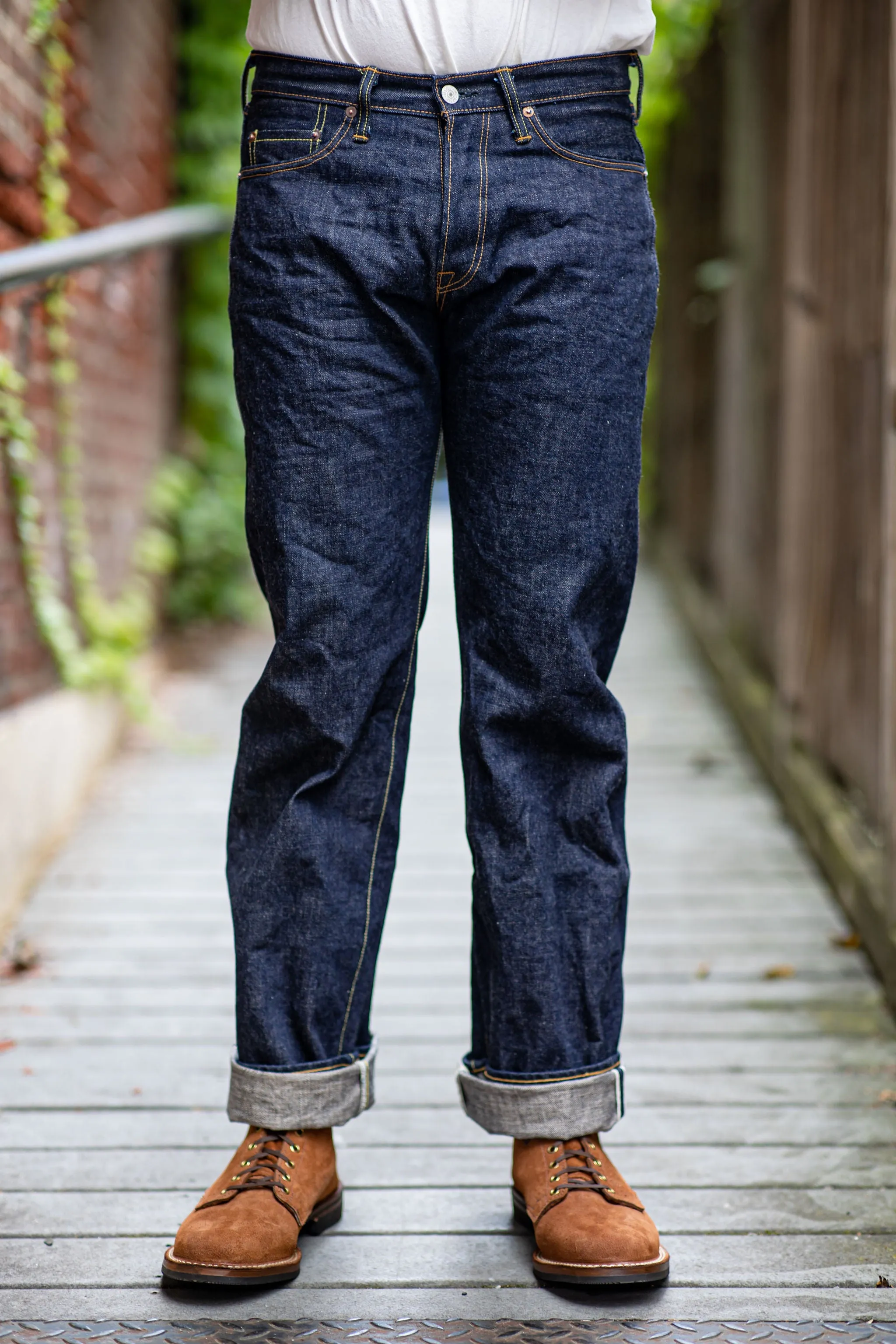 UES 400R - Regular Straight Denim