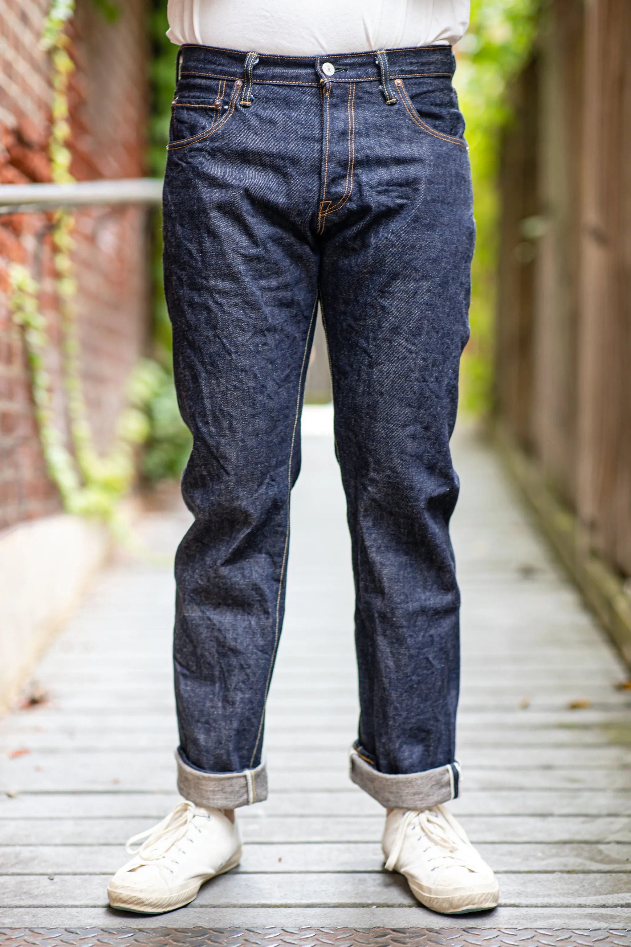 UES 400T - Tapered Leg Denim