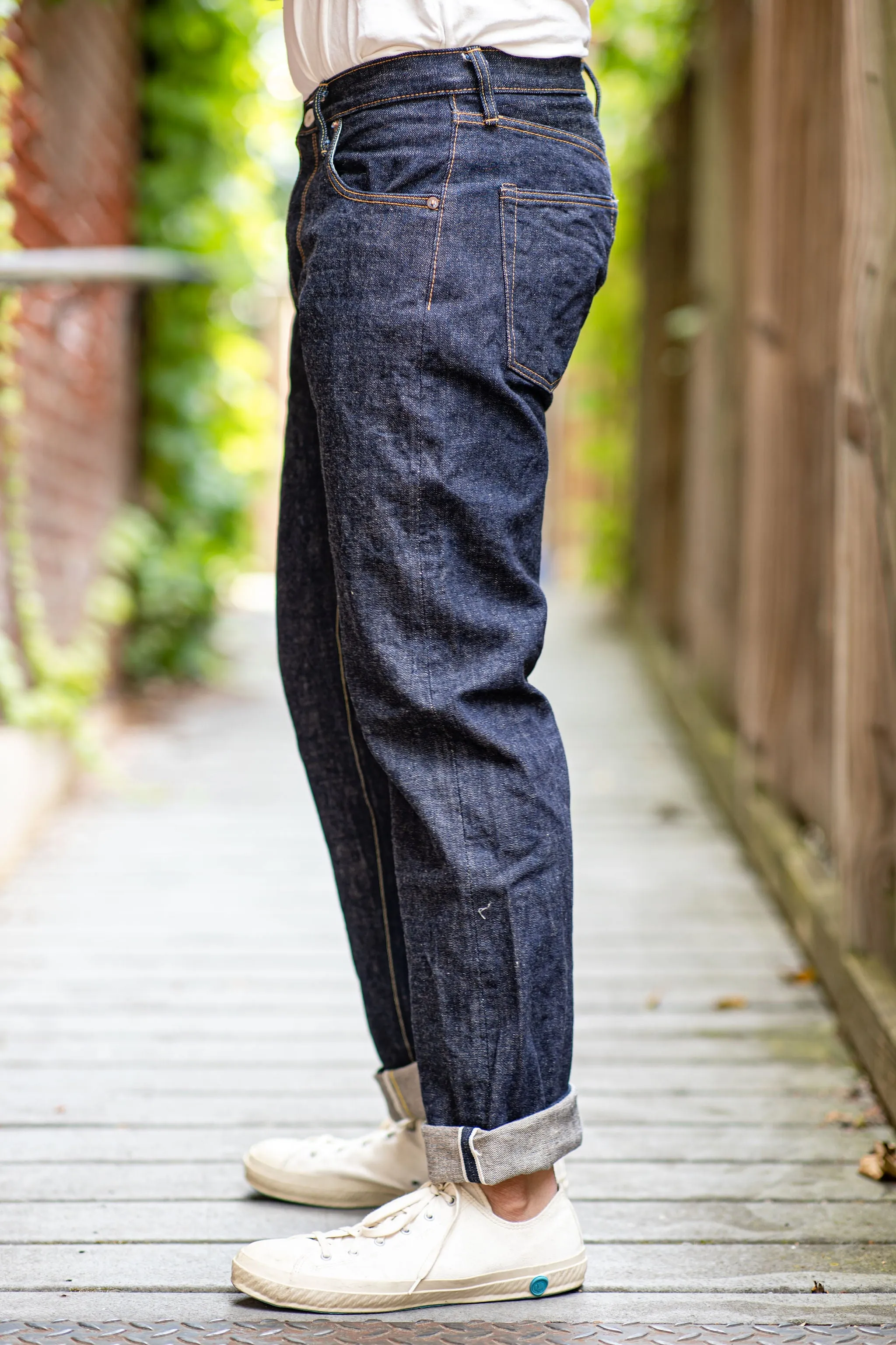 UES 400T - Tapered Leg Denim