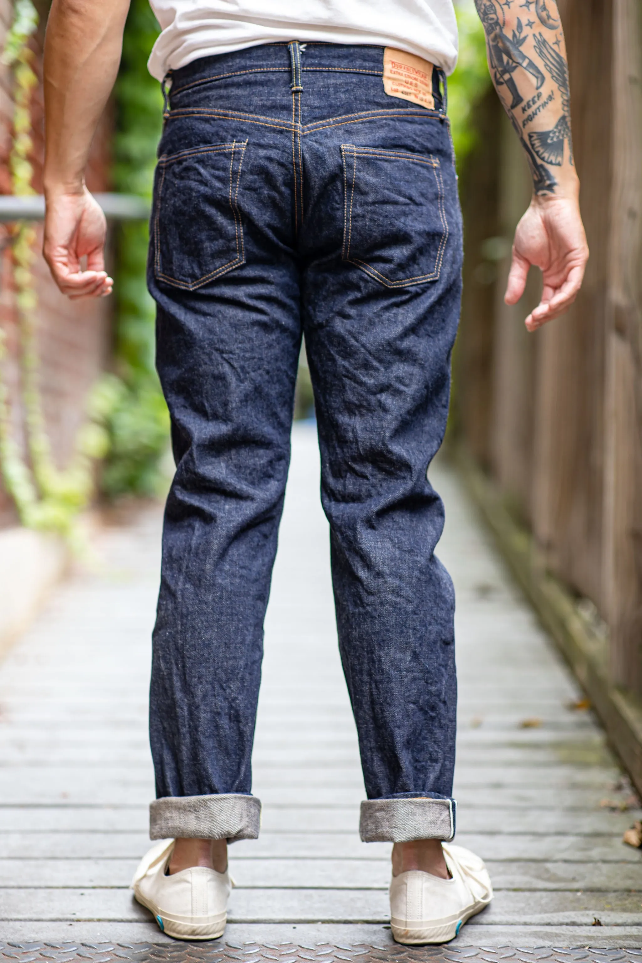 UES 400T - Tapered Leg Denim