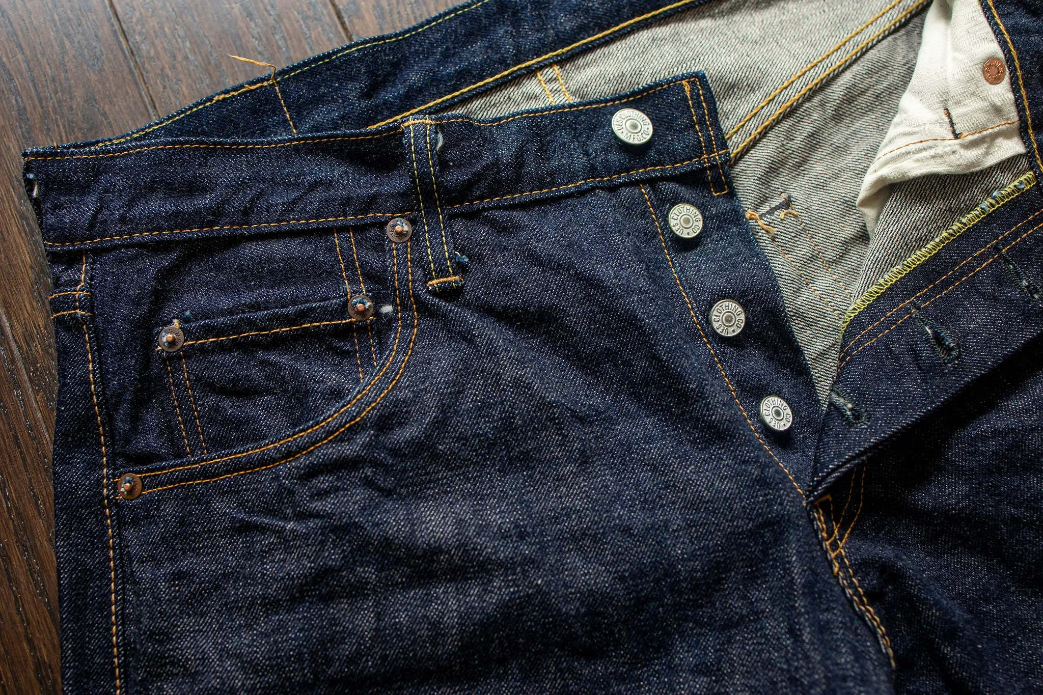 UES 400T - Tapered Leg Denim